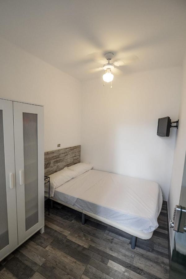 L'Hostalet Guesthouse Pineda de Mar Kültér fotó
