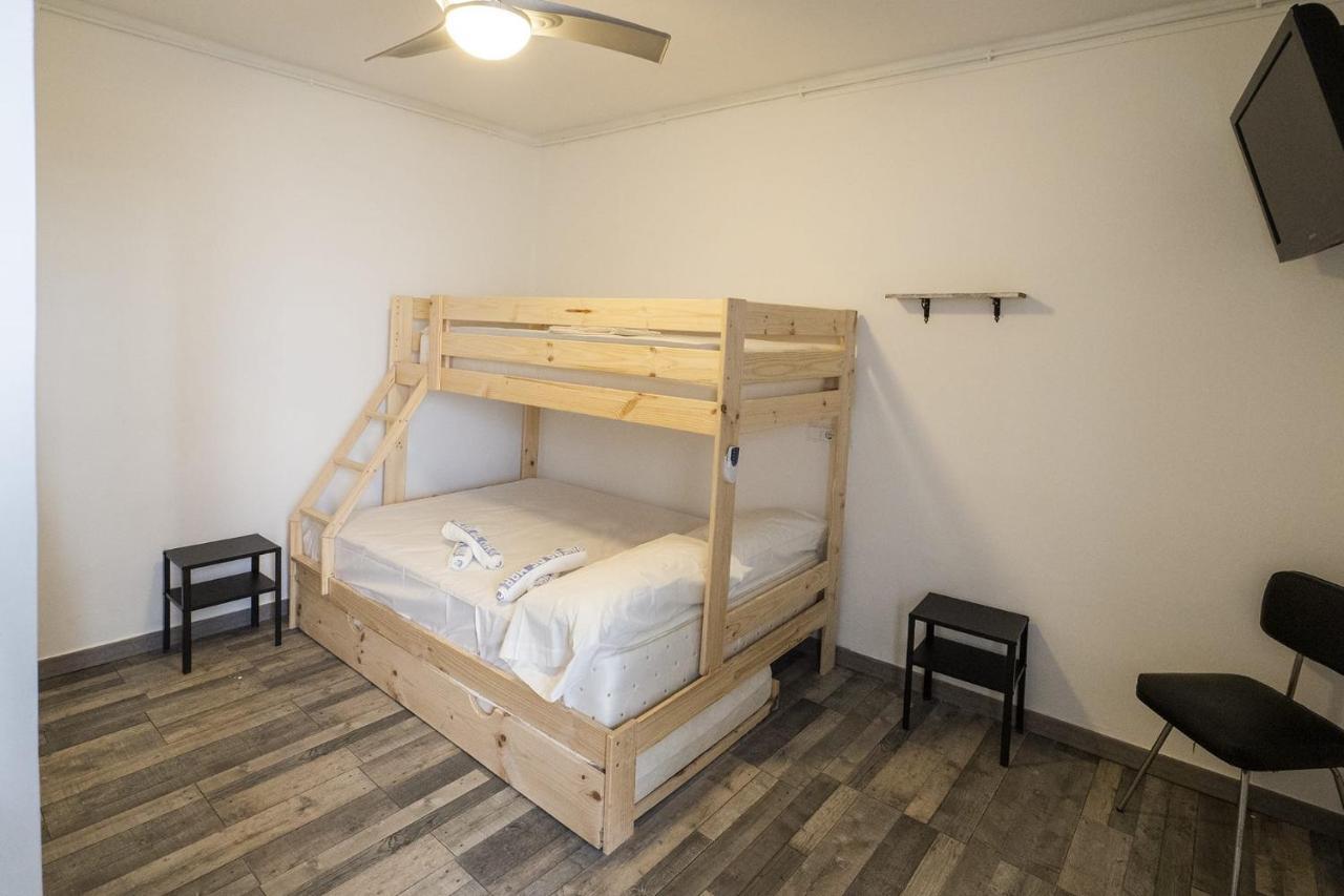L'Hostalet Guesthouse Pineda de Mar Kültér fotó