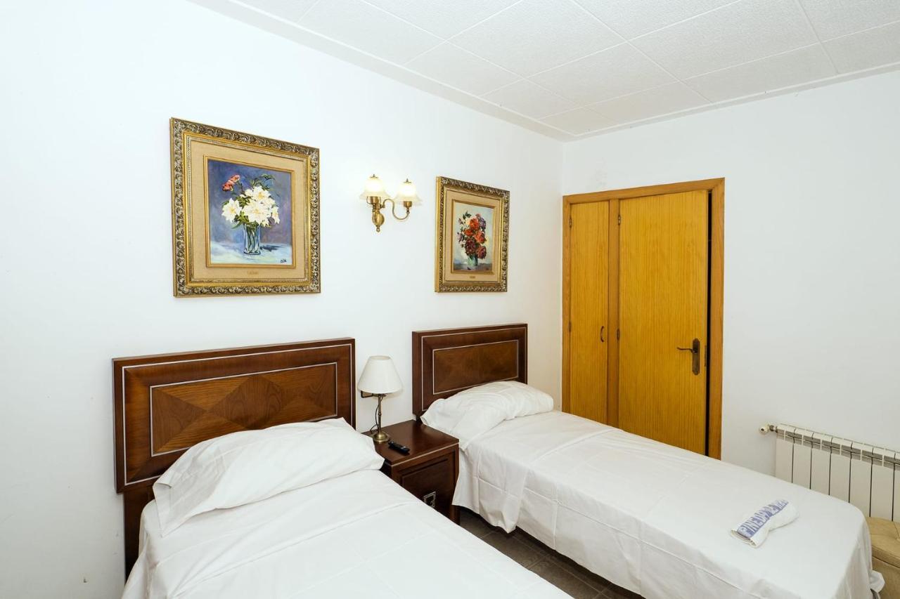 L'Hostalet Guesthouse Pineda de Mar Kültér fotó